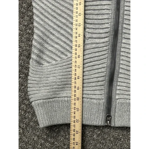 Lululemon Embrace Full Zip Hoodie Scuba Sweater -Gray - Women's Size 4 - EUC!!!! - Picture 15 of 16